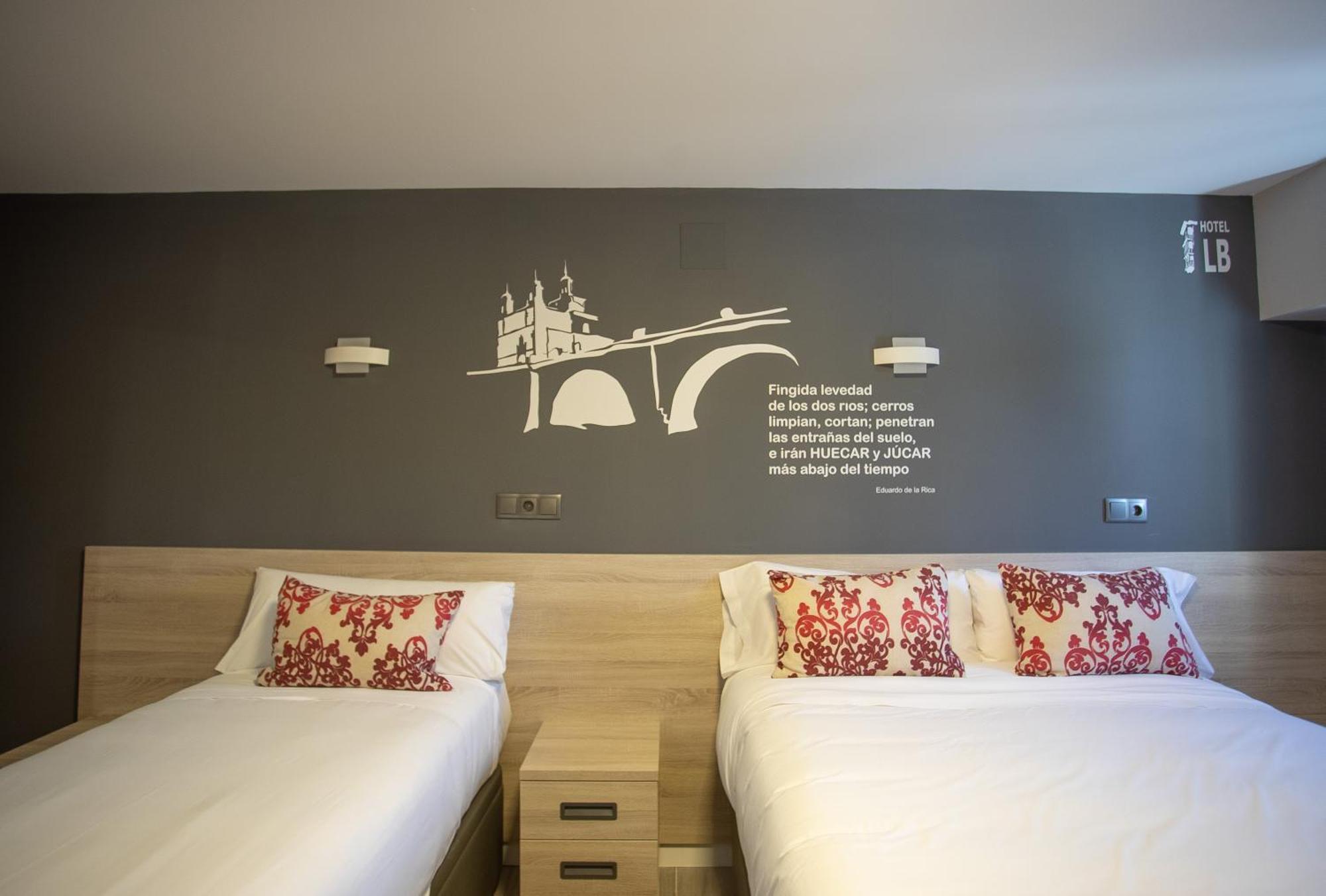 Hotel Lb Villa De Cuenca Куенка Екстериор снимка