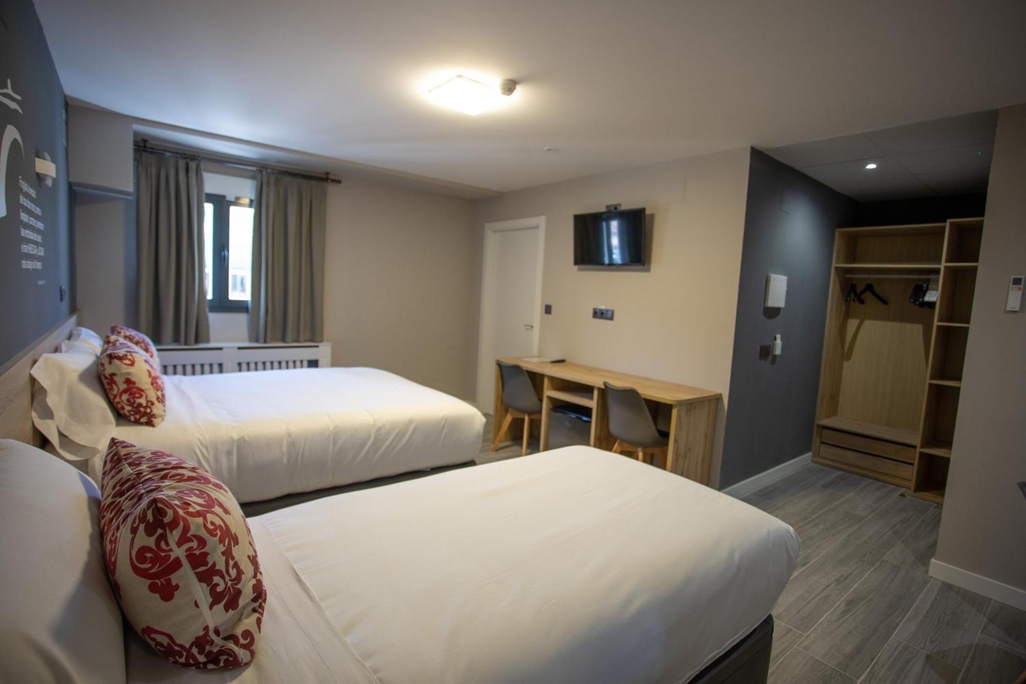 Hotel Lb Villa De Cuenca Куенка Екстериор снимка