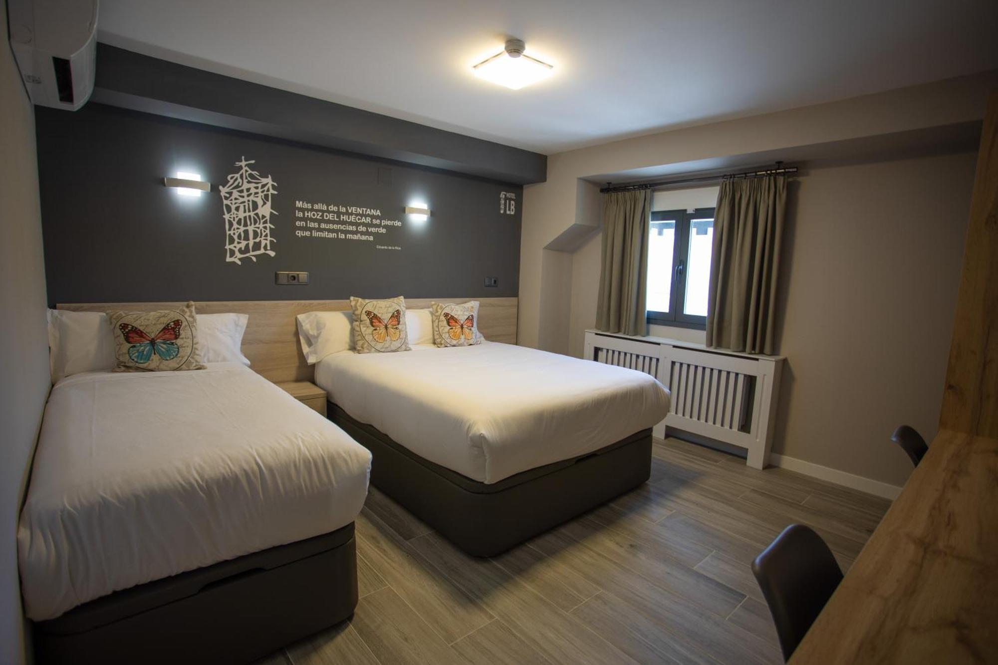 Hotel Lb Villa De Cuenca Куенка Екстериор снимка