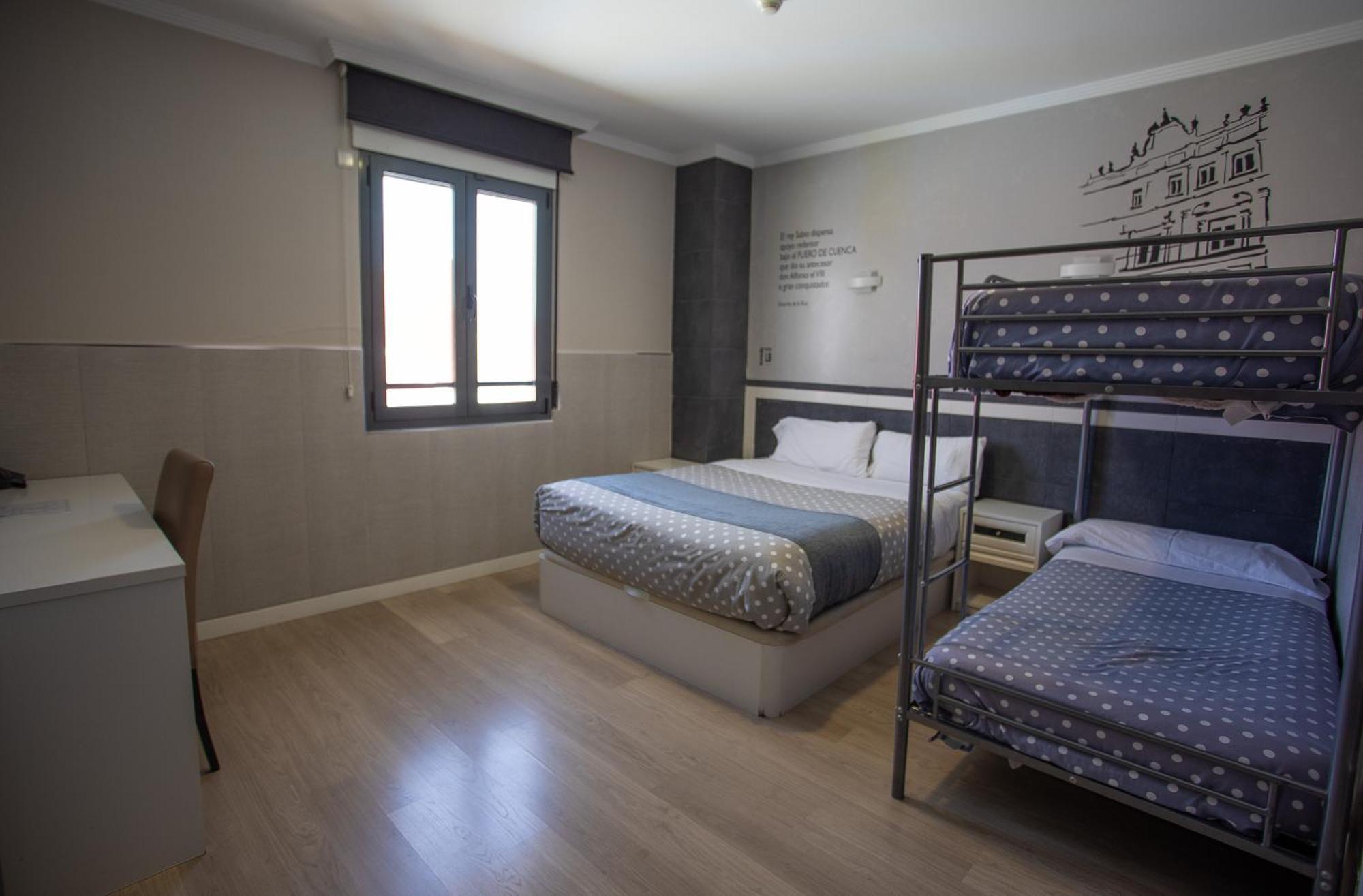 Hotel Lb Villa De Cuenca Куенка Екстериор снимка