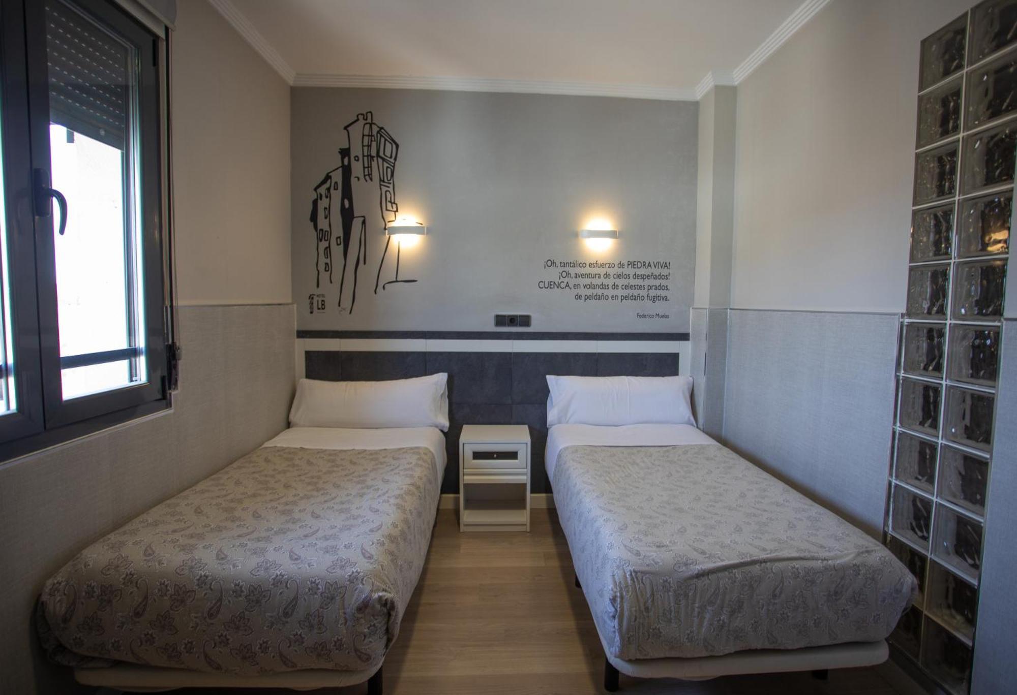 Hotel Lb Villa De Cuenca Куенка Екстериор снимка