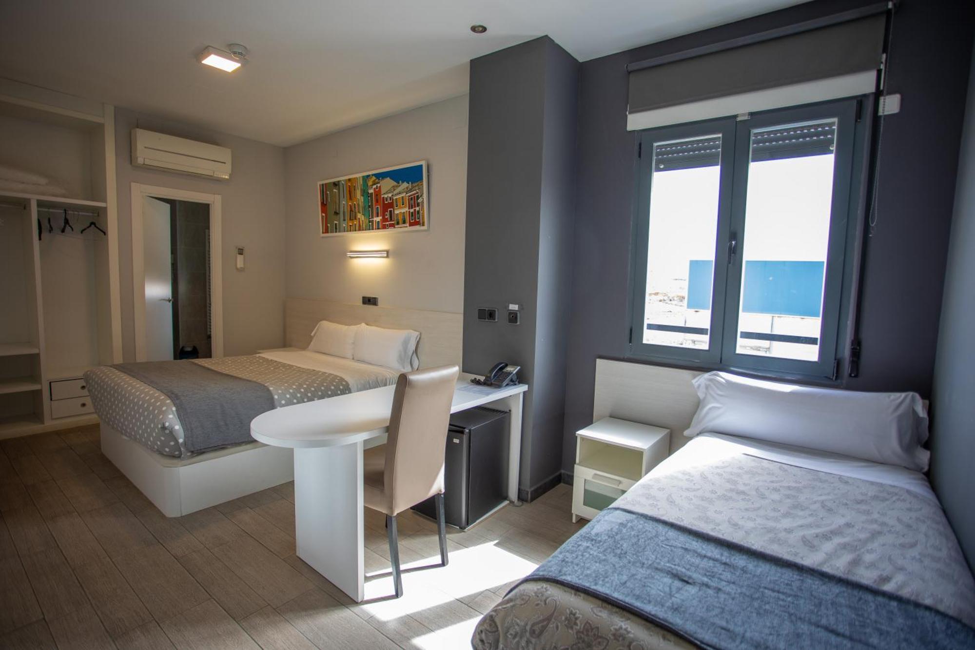 Hotel Lb Villa De Cuenca Куенка Екстериор снимка